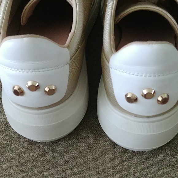 "GEOX" LEATHER SHOES, Size 38, Light gold color - Picture 7 of 12